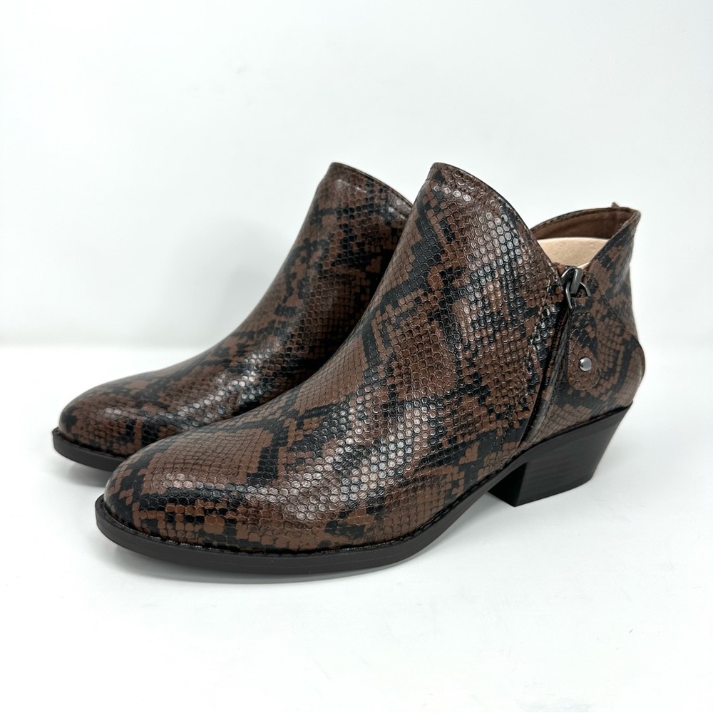 SO Angelfish Women's Brown Snake Ankle Boots - Picture 11 of 15